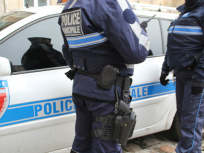 Paris : l'armement de la future police municipale donne des munitions aux opposants d'Anne Hidalgo 