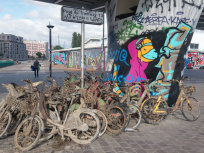 Insolite : 52 Vélib' repêchés dans le canal de l'Ourcq à Pantin en Seine-Saint-Denis 