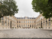 Police : un "Beauvau de la Sécurité" dès janvier annonce Emmanuel Macron 