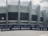 Les Ultras du PSG déploient une banderole de soutien à Kylian Mbappé après un Euro 2021 compliqué