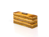 Café Pouchkine sort une collection de Médovic pour l'été 2018