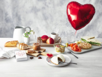 Lenôtre dévoile un brunch de Saint-Valentin 2021 en livraison et à emporter