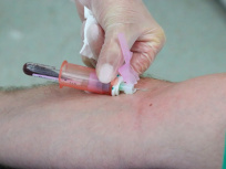 Les réserves de sang à un niveau "dangereusement critique" d'après l'Établissement français du sang