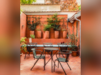 L'Hôtel Ami, un ancien hôtel de postiers remis en beauté par Orso