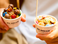 We Dough, le pop-up éphémère de pâte à cookie crue dans le Marais