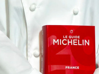 Guide Michelin 2023: Guy Savoy et Christopher Coutanceau perdent leur 3e étoile, Michel Sarran sa 2e