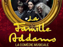 La Famille Addams au Casino de Paris