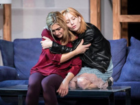 Rabbit Hole au Théâtre des Bouffes Parisiens