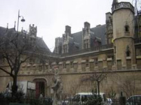 Moyen-Age-Thermes-de-Cluny