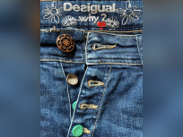 Christian Lacroix signe la collection de rentrée de Desigual, pour l'automne-hiver 2022