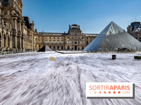 JR investit la place de la Pyramide du Louvre pour ses 30 ans