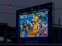 Statues femmes cérémonie ouverture JO