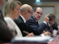 Jean Castex annonce une nouvelle étape de la décentralisation pour "ressouder la France"