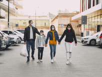 Covid : le vaccin réduit les risques de transmission du virus de 50% au sein d'un foyer