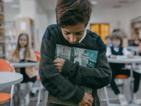 Harcèlement scolaire : les nouvelles mesures de lutte annoncées par Emmanuel Macron