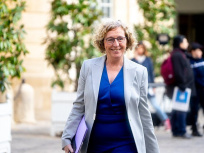 Le nombre de bénéficiaires du chômage partiel connait une "décrue manifeste" selon Pénicaud