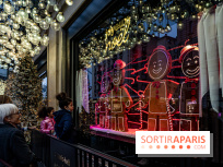 Photos : les vitrines et décorations de Noël du Bon Marché 2021