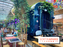 Un bar à glaces et un dessert dans un train de la Félicita