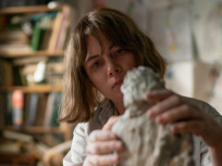 Showing Up : le drôle de portrait d'une artiste à la vie chaotique - Avis et bande-annonce