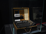 La machine de Turing, la pièce sur l'histoire vraie d'Alan Turing au Théâtre du Palais-Royal 