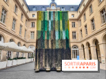 Art Basel Paris 2025 : une installation textile installée dans la cour de l'Hôtel de la Marine