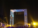 Espace, spectacle multimedia et pyrotechnique à la Défense