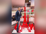 Tony Parker en dédicace à l'Atelier Renault