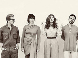 Lake Street Dive en concert à L'Elysée Montmartre de Paris 