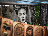Expo Frida Kahlo au Palais Galliera : une rétrospective présente des pièces de la Casa Azul à Paris