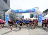 La course solidaire Enfants sans Cancer City par Imagine Margo à La Défense