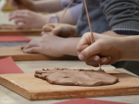Atelier de gravure au Musée d’Archéologie nationale