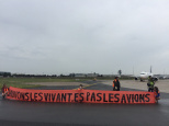 Aéroport d'Orly : des manifestants d'Extinction Rebellion perturbent la reprise