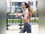 Cours de fitness gratuit avec Marine Lorphelin, ex Miss France 