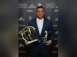 PSG : Kylian Mbappé élu meilleur joueur de la saison en Ligue 1 (Trophée UNFP)