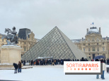 La Neige à Paris - Musée du Louvre pyramide