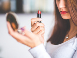 Confinement : profitez des tutos maquillage de professionnels à la maison