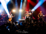 Halloween 2026 : Philippe Etchebest donne deux concerts rock sur une péniche face à Notre-Dame