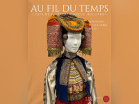 AU FIL DU TEMPS /Costumes traditionnels bulgares - exposition