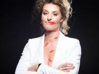 'Julie Bigot est Culottée' son one-woman show au Théâtre Bo Saint-Martin à Paris