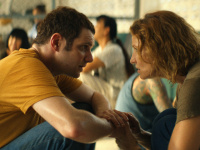 La Promesse Verte d'Edouard Bergeon avec Alexandra Lamy et Félix Moati - LPV  PHOTO 3 © 2023 NORD OUEST FILMS   FRANCE 2 CINÉMA   ARTÉMIS PRODUCTIONS   PLEIN CHAMP   CAMISARDS