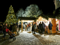 NOËL AU TRINQUET  : Une métamorphose hivernale comme vous n’en avez jamais vue au Trinquet Village ! 