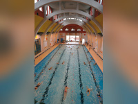 Les bains et piscines en île de France