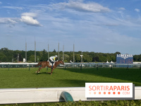 Jeuxdi by Longchamp - course hippique