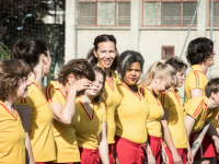 "Féminines" de Pauline Bureau au Théâtre Abbesses : notre critique