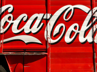Coca-Cola boycotte Facebook dans la lutte contre le racisme
