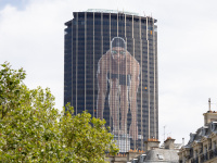 JO de Paris 2024 : Tour Montparnasse - Léon Marchand décroche sa 4e médaille 