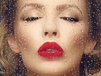 Kylie Minogue en dédicace exceptionnelle à la Fnac Saint Lazare