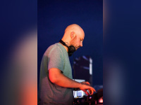 Acid Christmas au Batofar