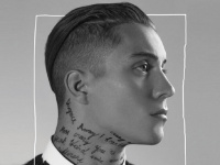 Loïc Nottet en showcase à la Fnac Saint Lazare