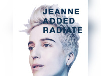 Jeanne Added en showcase à la Fnac Saint Lazare